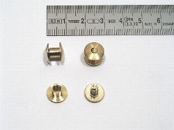 5 mm lg Messing-Buchschrauben